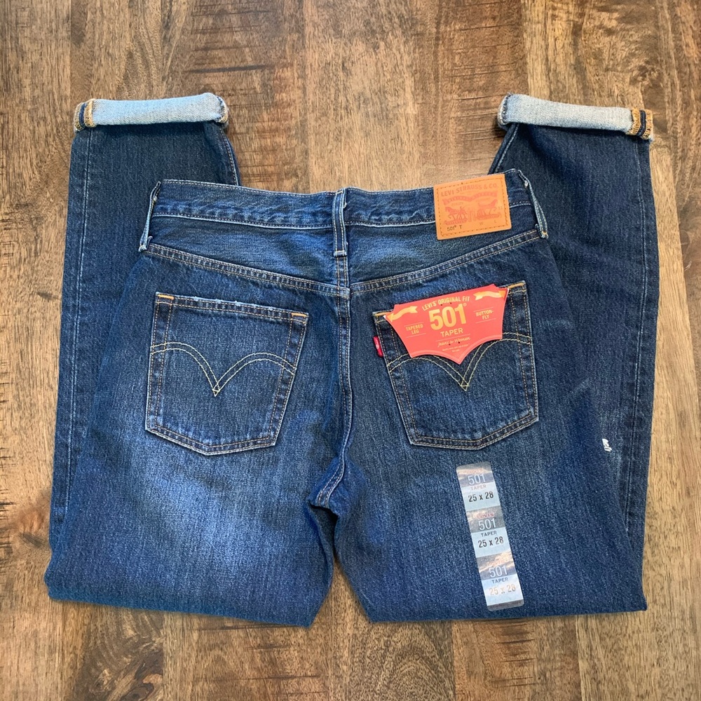 Levi’s 501 Taper Jeans - Picture 6 of 6
